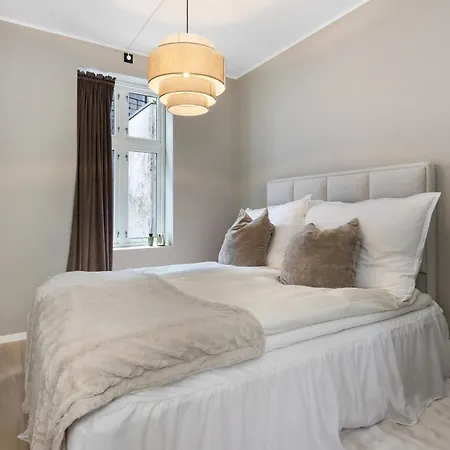 Apartamento Newly Renovated In A Classic Building Bergen