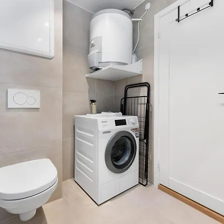 Newly Renovated In A Classic Building * Bergen