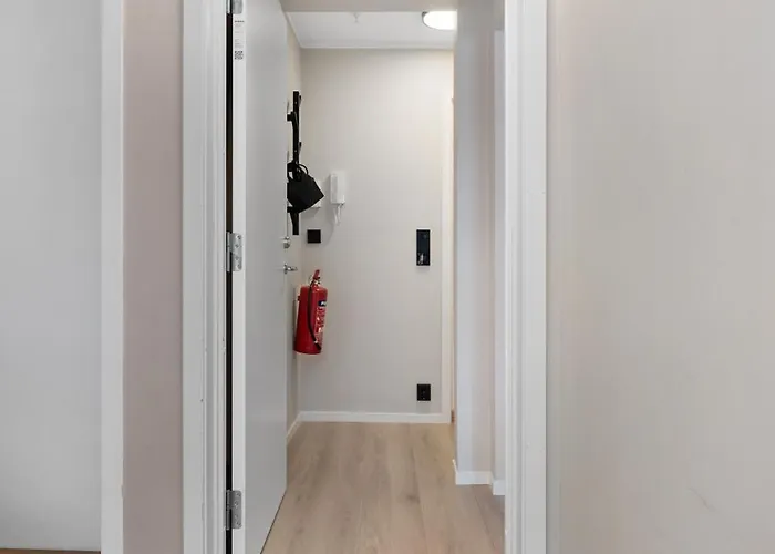 Newly Renovated In A Classic Building Appartement *